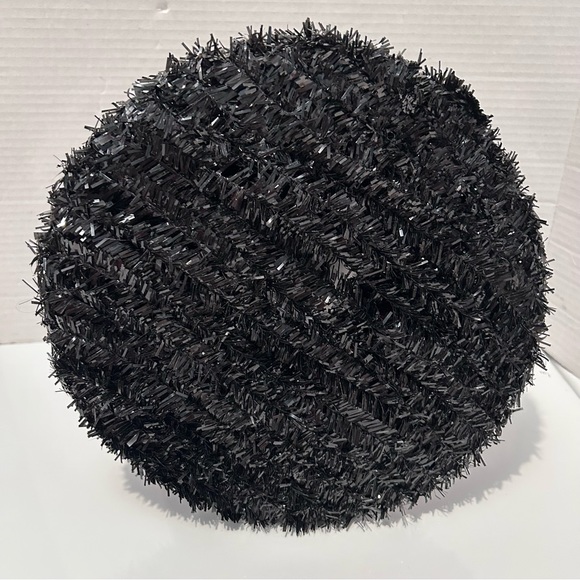 Black chenille Christmas decoration - Picture 4 of 6